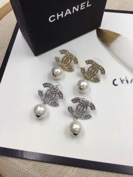 Chanel Earrings 574